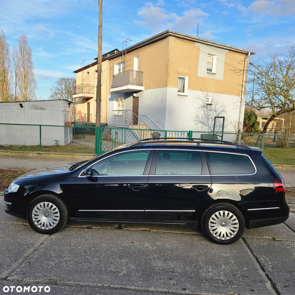 Volkswagen Passat 2.0 Blue TDI SCR Comfortline - 8