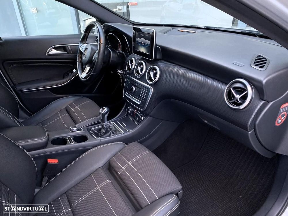 Mercedes-Benz A 180 d Urban - 11