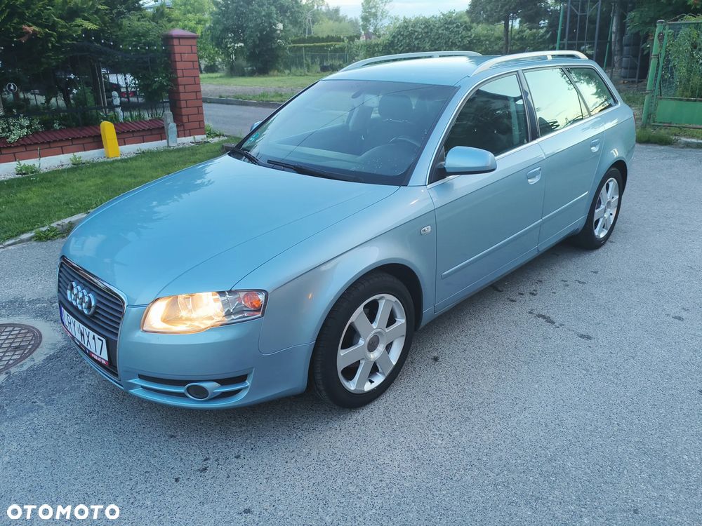 Audi A4 Avant - 1