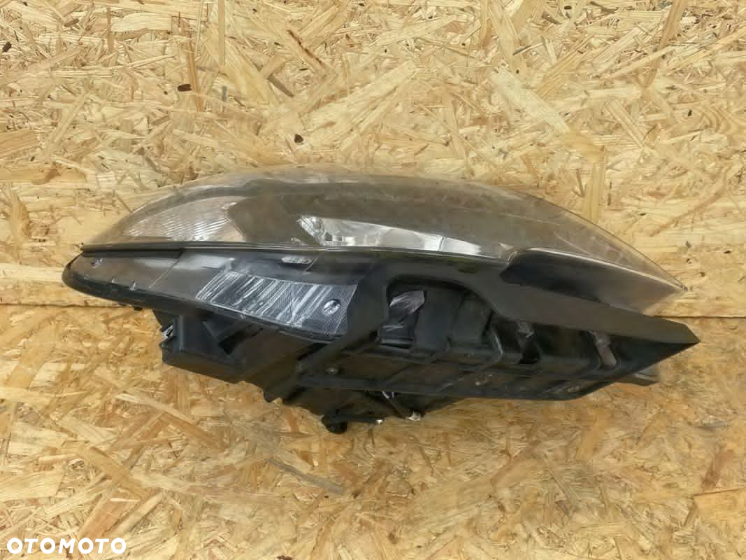Opel Mokka A 2012, 2018 Prawa Przednia Lampa Anglia - 5