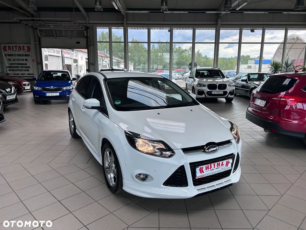 Ford Focus 1.6 EcoBoost Start-Stopp-System Titanium - 4