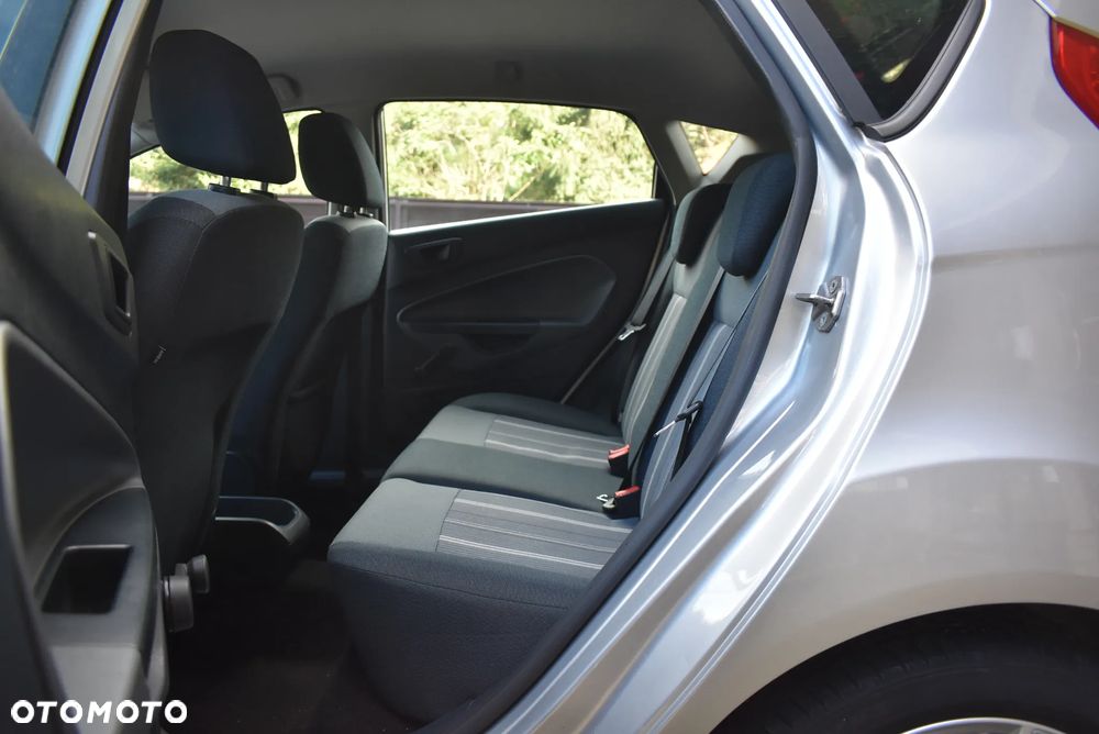 Ford Fiesta 1.25 Trend - 18