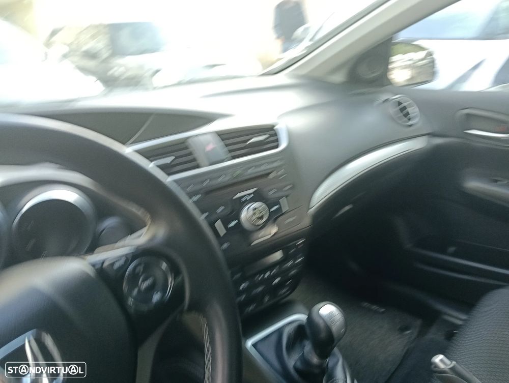Honda Civic 1.6 i-DTEC Pro Edition - 11