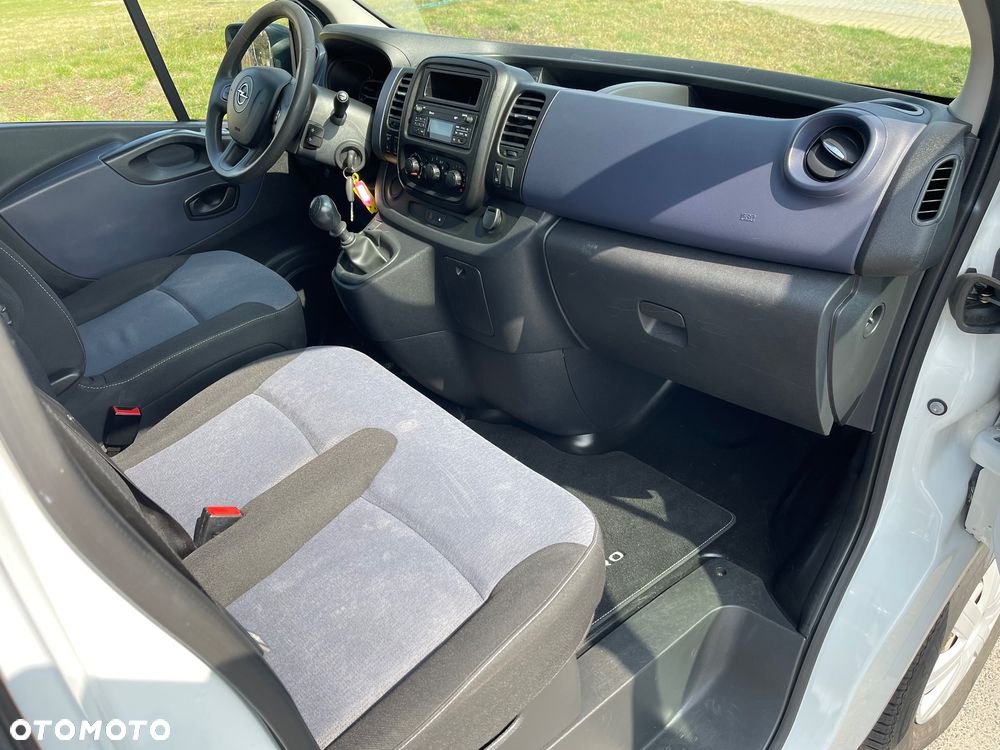 Opel Vivaro - 19