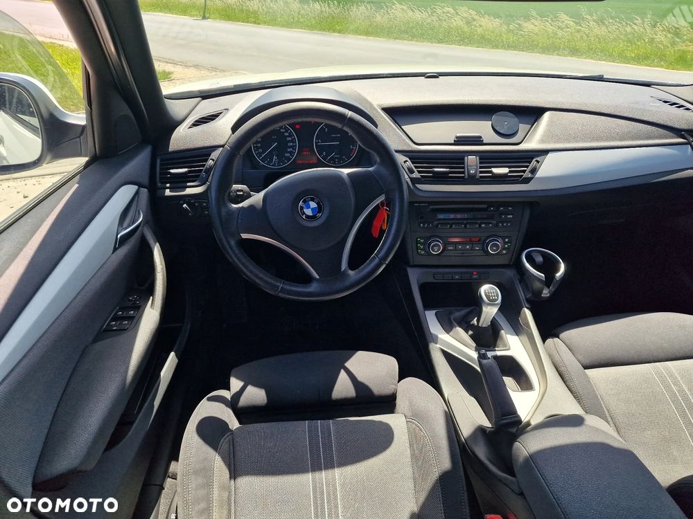 BMW X1 sDrive18d xLine - 21