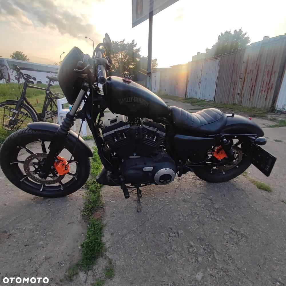Harley-Davidson Sportster Iron 883 - 5