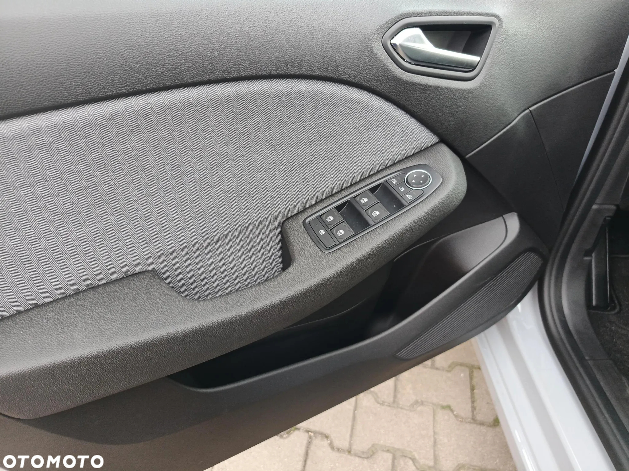 Renault Clio - 10