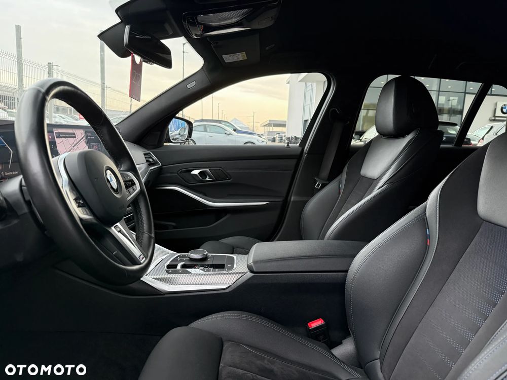 BMW Seria 3 320d xDrive M Sport Sport - 28
