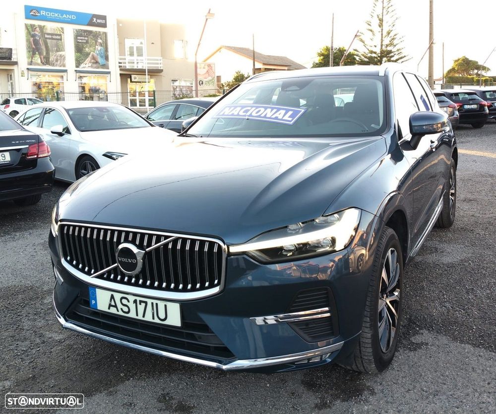 Volvo XC 60 2.0 B4 Plus Bright - 3