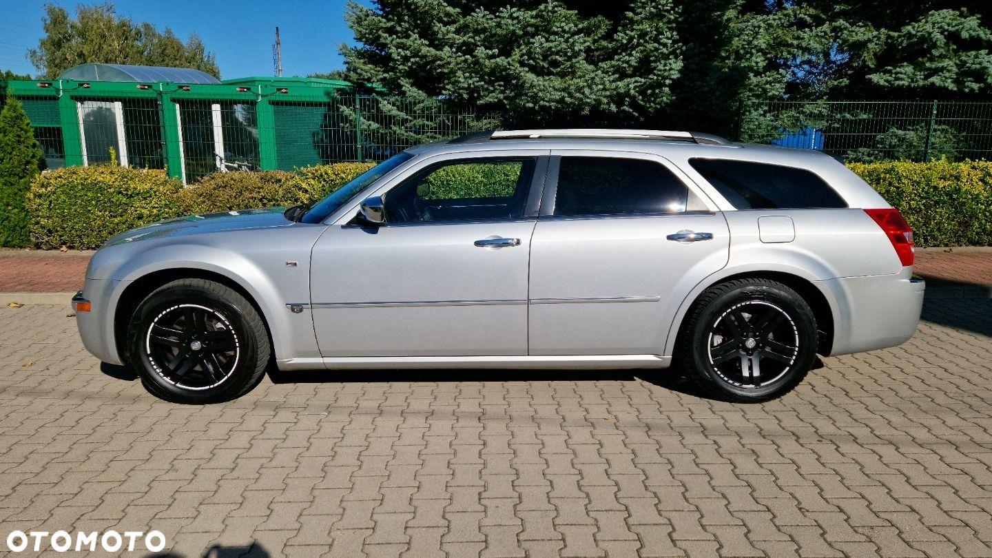 Chrysler 300C - 10