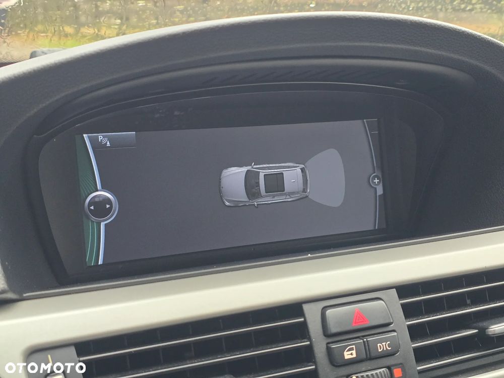 BMW Seria 3 330i xDrive Edition Sport - 8