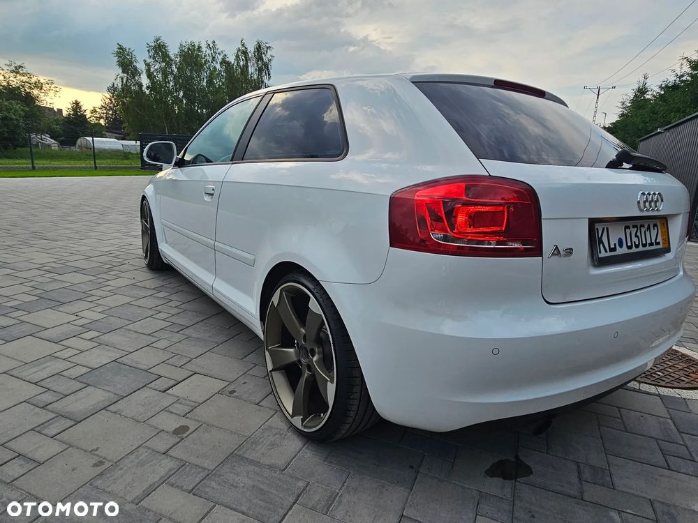 Audi A3 3-drzwiowe 1.6 Attraction - 7