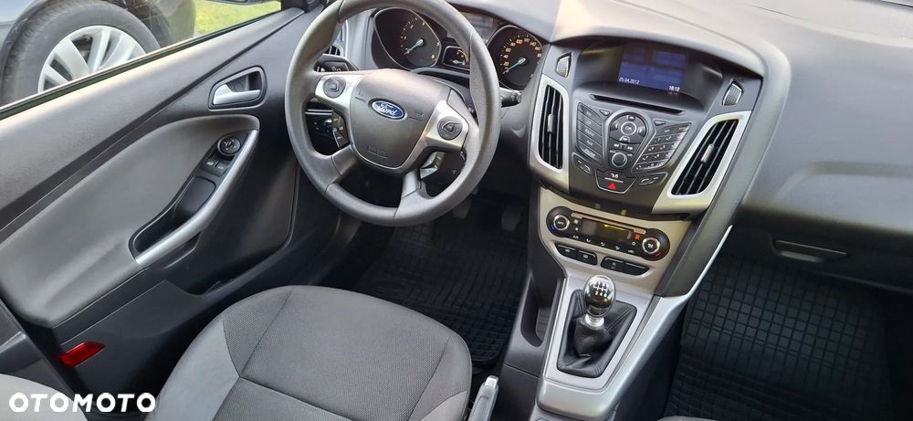 Ford Focus - 13