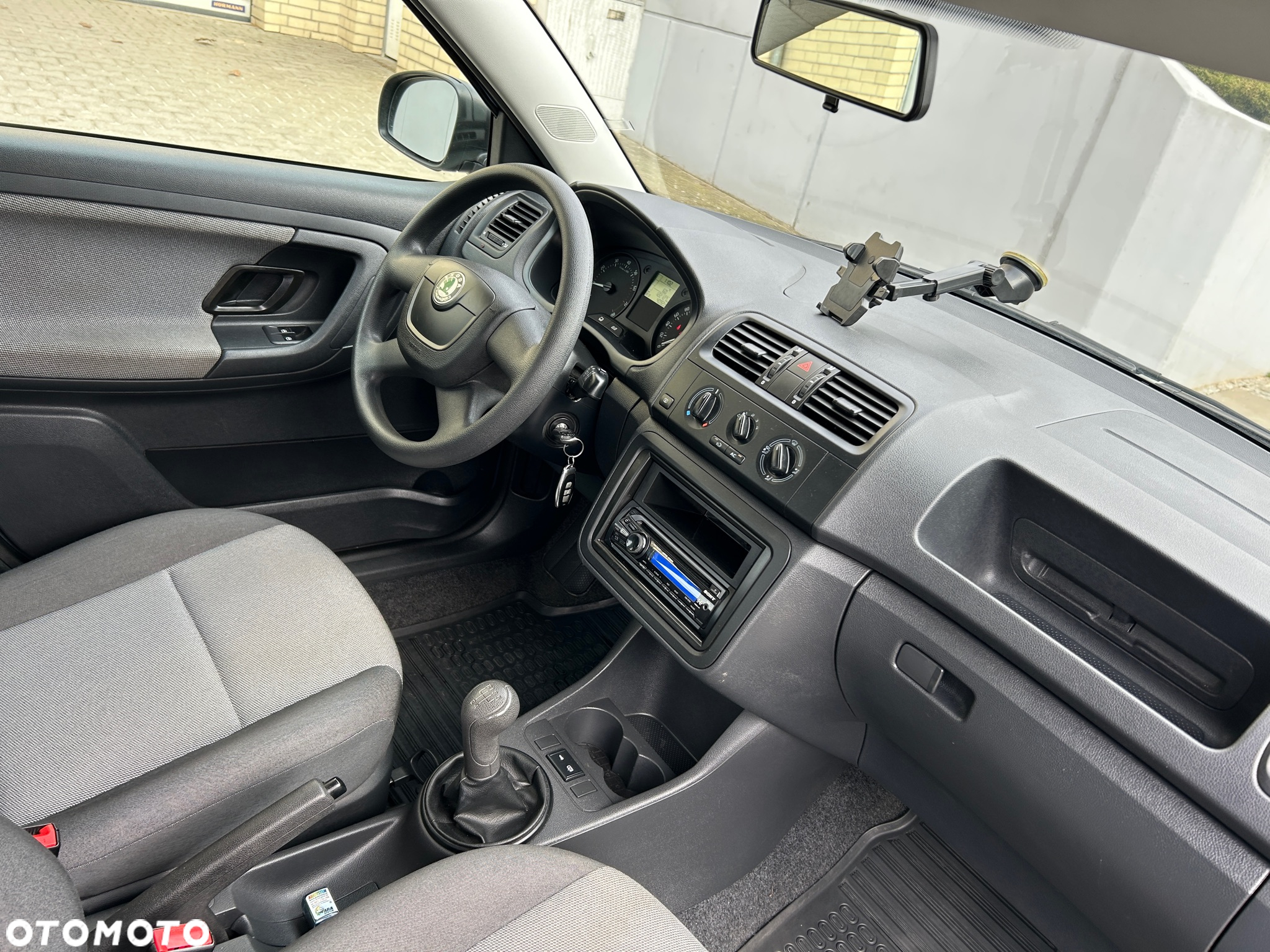 Skoda Fabia - 8