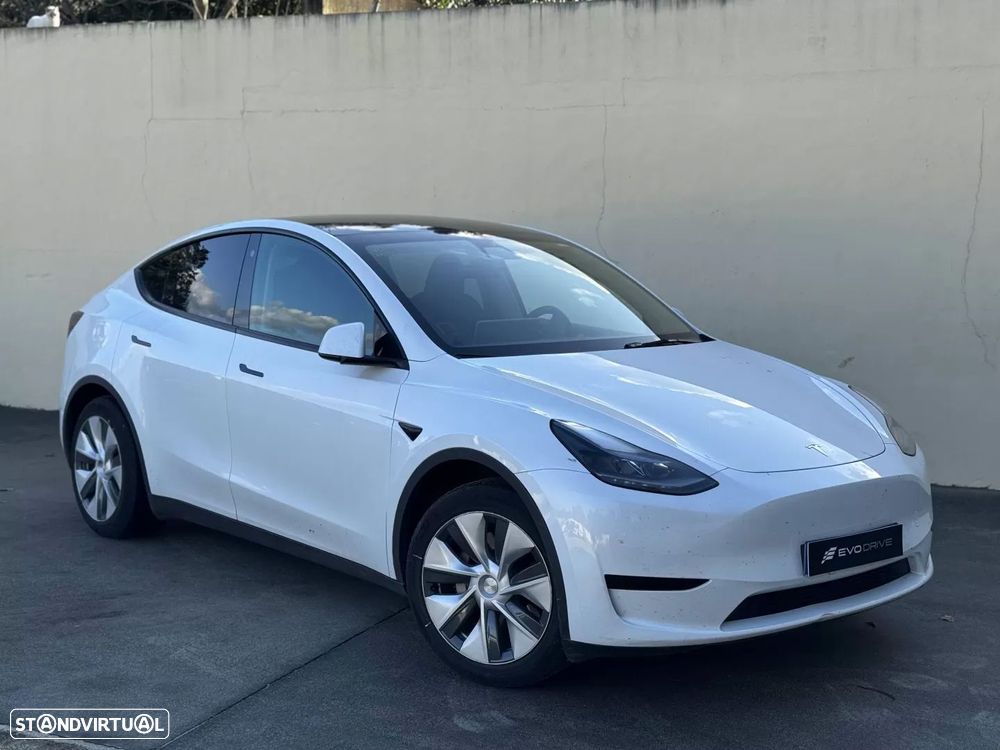 Tesla Model Y RWD - 2