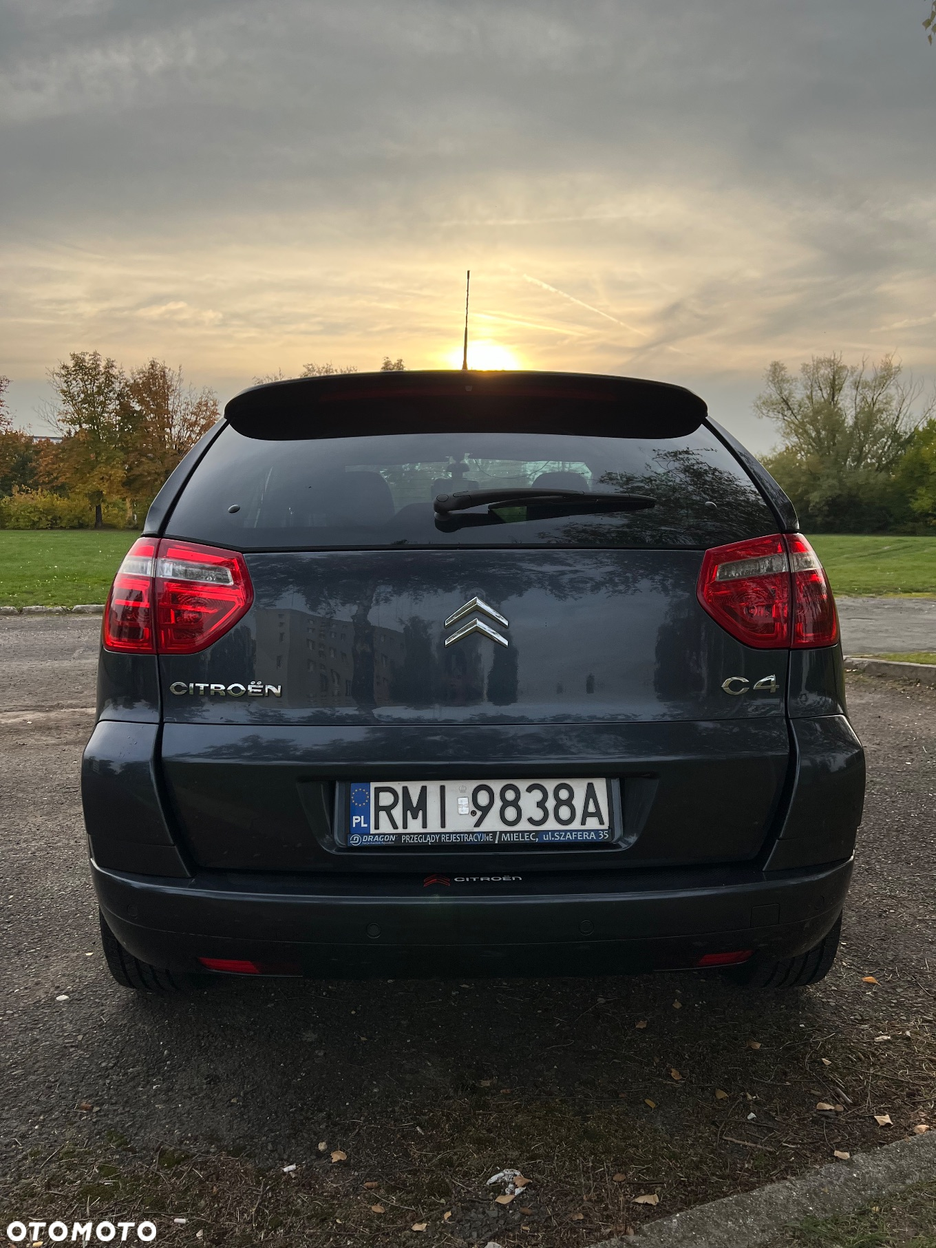 Citroën C4 Picasso 1.6 HDi Equilibre Navi Pack MCP - 6