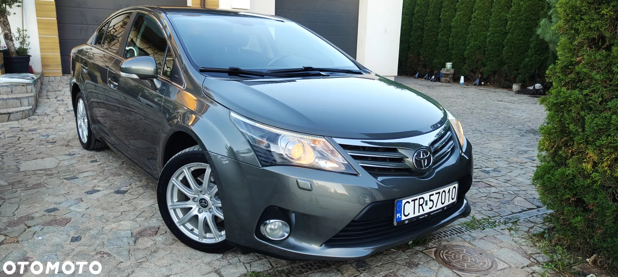 Toyota Avensis 1.8 Executive - 8