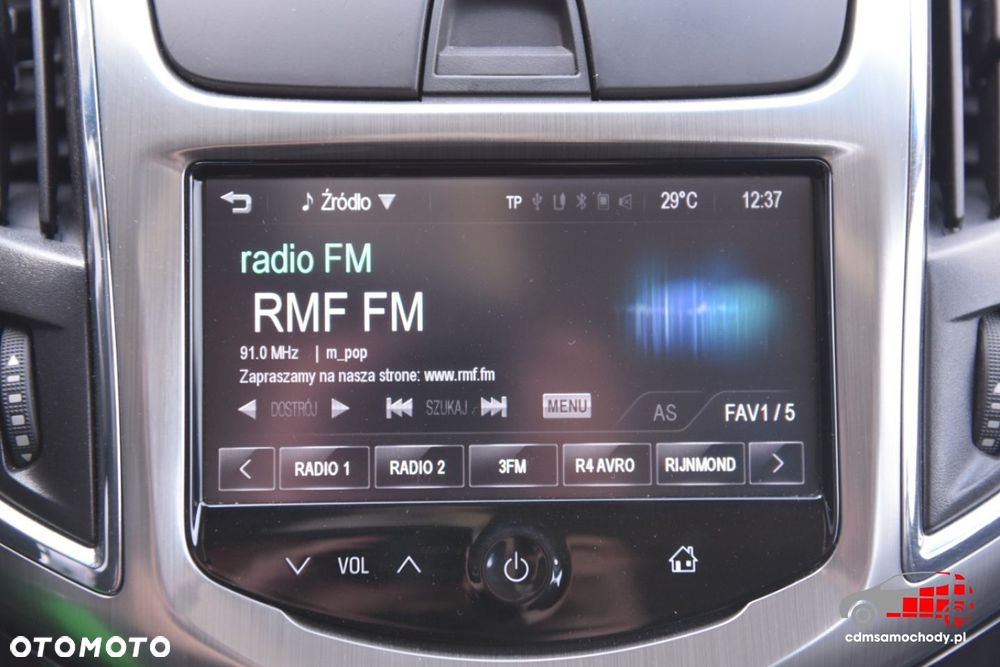 Chevrolet Cruze - 26