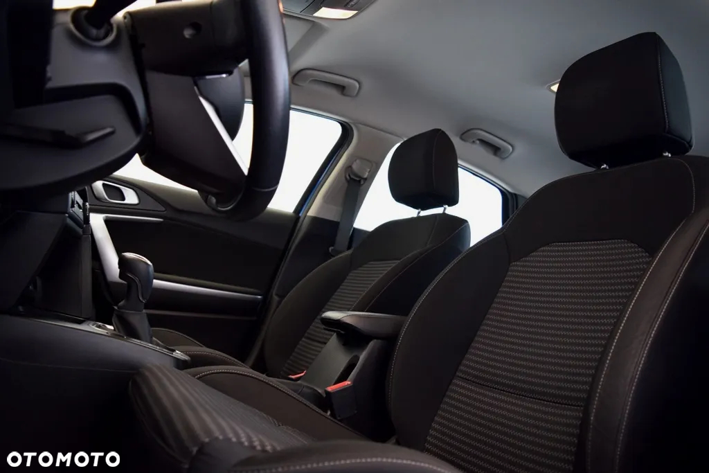 Kia Ceed 1.5 T-GDI M - 16