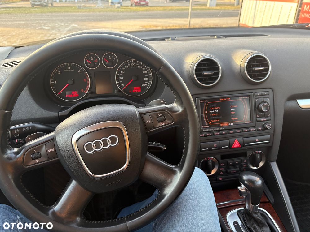 Audi A3 Sportback 2.0 TDI DPF (DSG) S tronic Attraction - 5