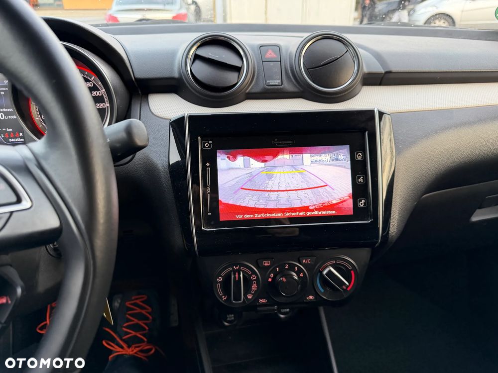 Suzuki Swift 1.2 Dualjet SHVS Premium Plus - 13