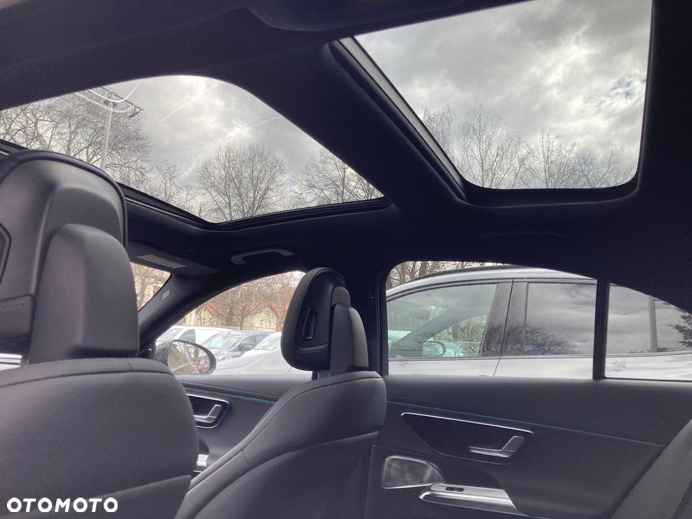 Mercedes-Benz Klasa E 220 d mHEV 4-Matic Exclusive 9G-Tronic - 9