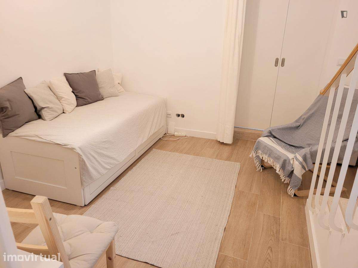 Apartamento com 1 quartos - localizado em Arroios Lisbon - Grande imagem: 3/31