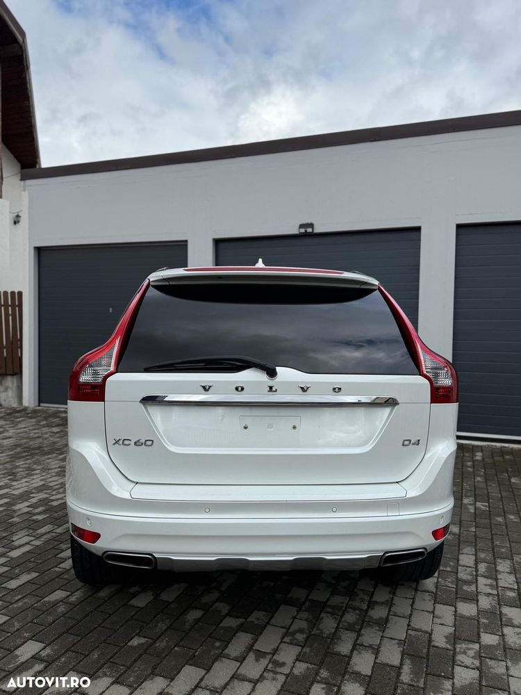 Volvo XC 60 D4 VEA Start-Stop Momentum - 4