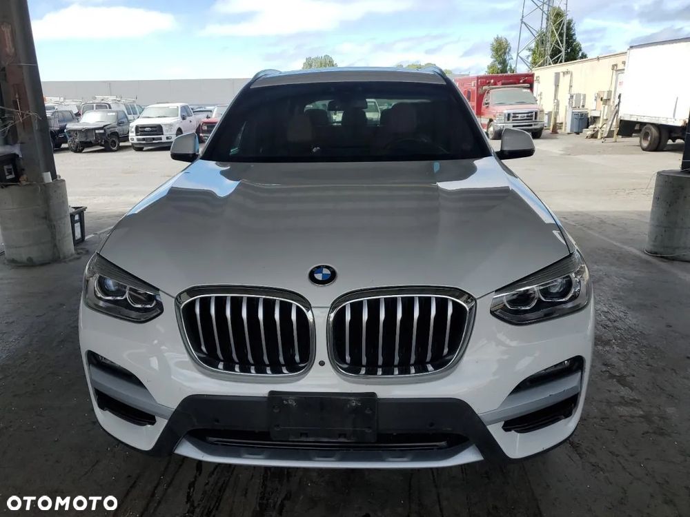 BMW X3 30e xDrive - 5