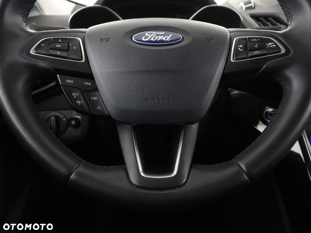 Ford Kuga 1.5 EcoBoost 2x4 Titanium - 22
