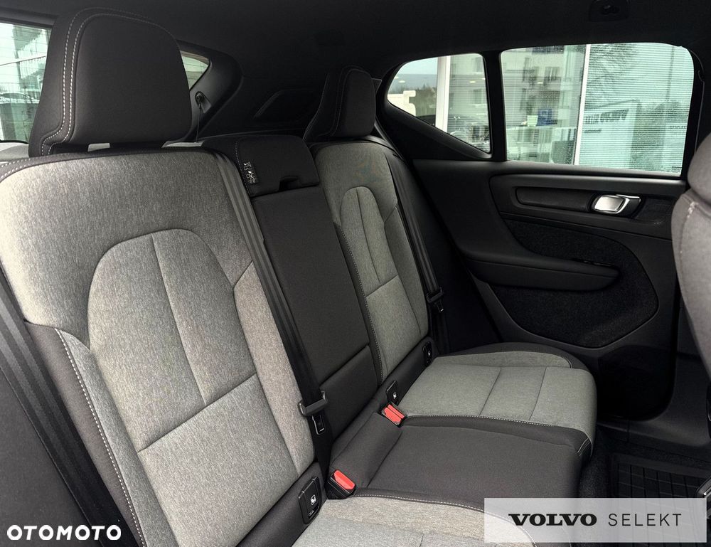 Volvo XC 40 - 26