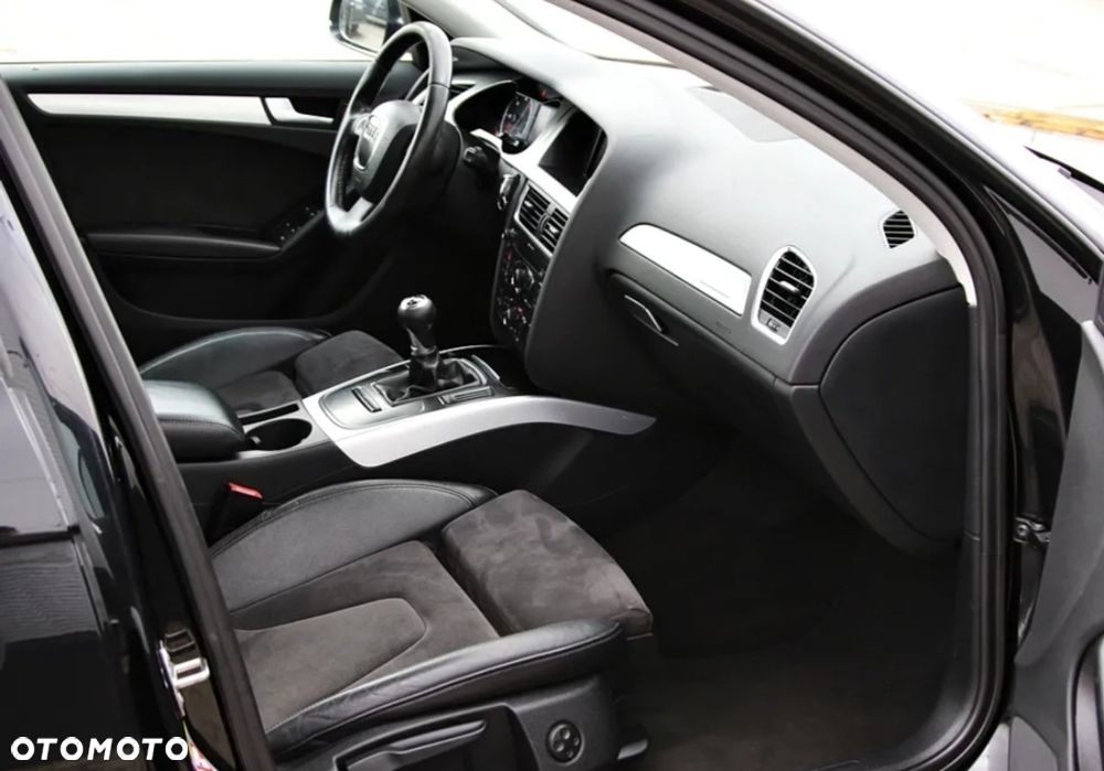 Audi A4 Avant 2.0 TDI DPF quattro Ambiente - 15