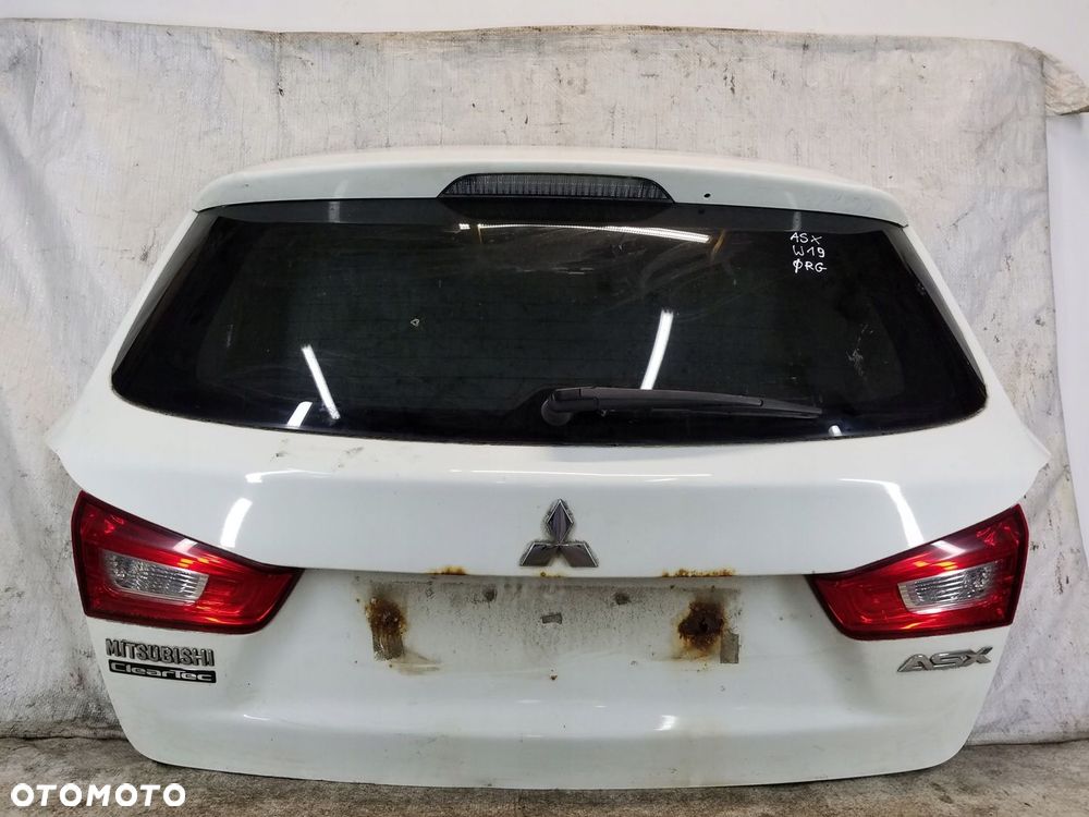 KLAPA BAGAŻNIKA TYŁ MITSUBISHI ASX KOD W19 - 3