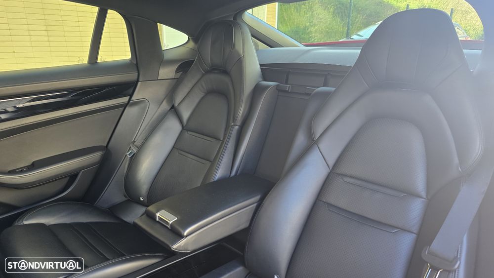 Porsche Panamera 4 E-Hybrid Executive - 25