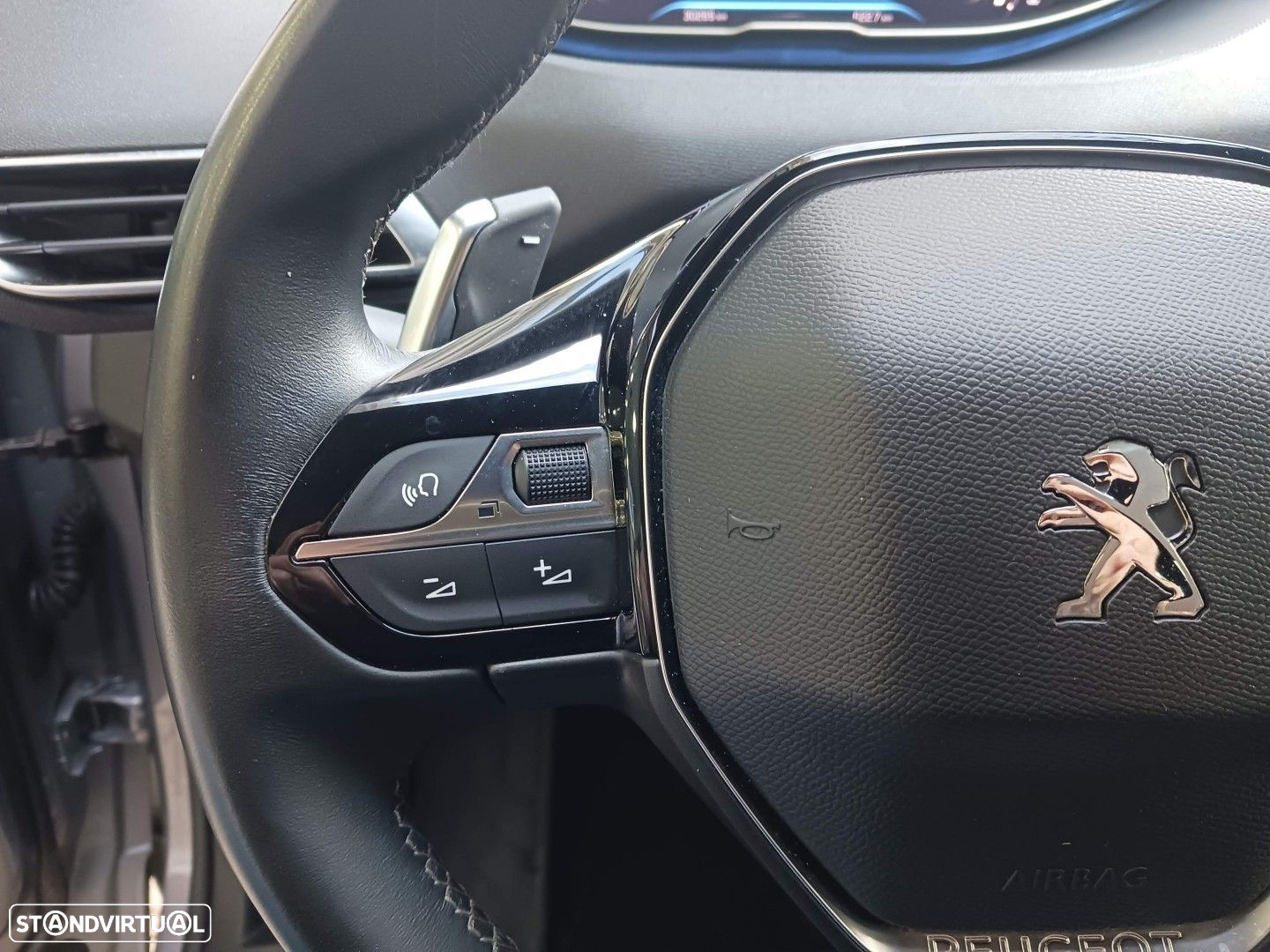 Peugeot 5008 1.5 BlueHDi Allure Pack EAT8 - 26