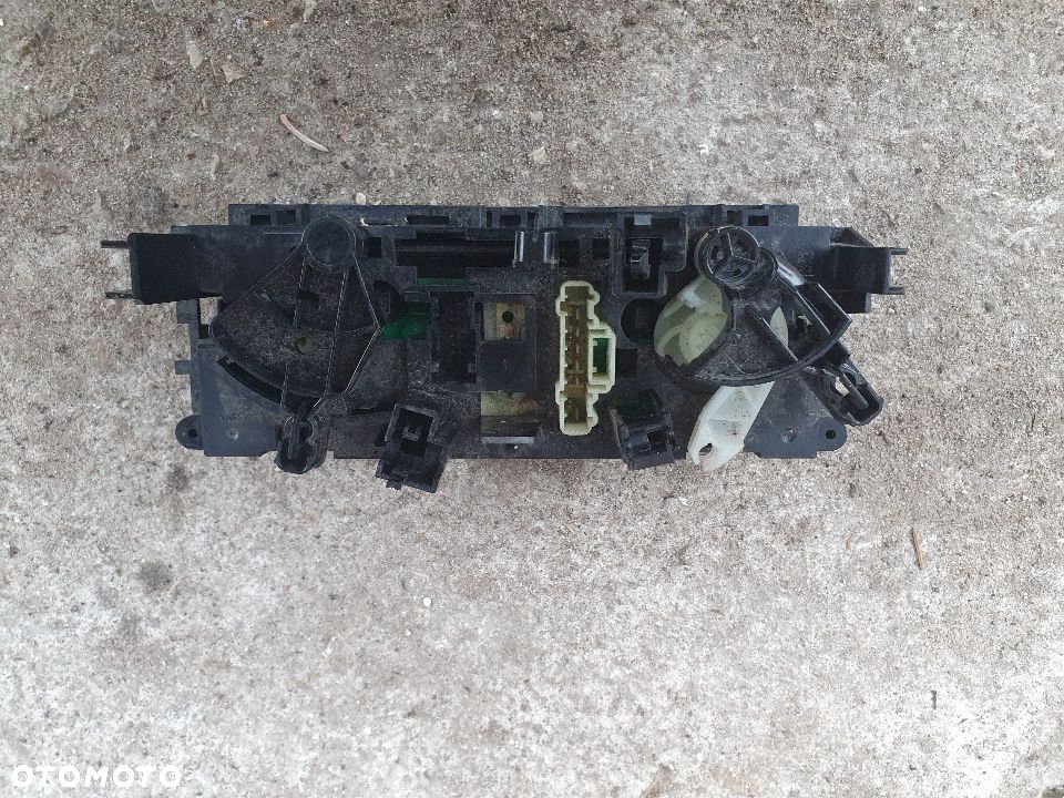 PANEL NAWIEW PEUGEOT 207 SW 1.4 2007r - 3