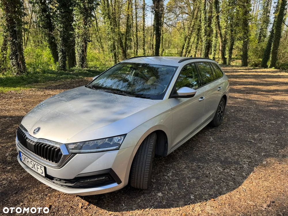 Skoda Octavia ver-2-0-tdi-ambition-dsg - 3