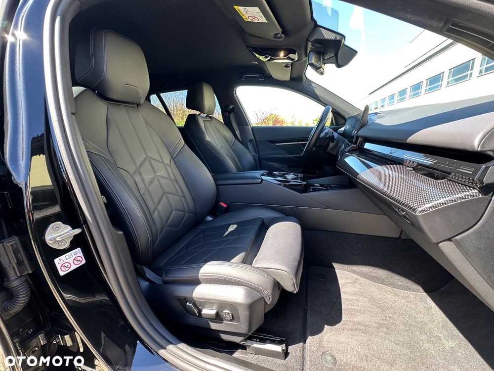 BMW Seria 5 520d xDrive - 20