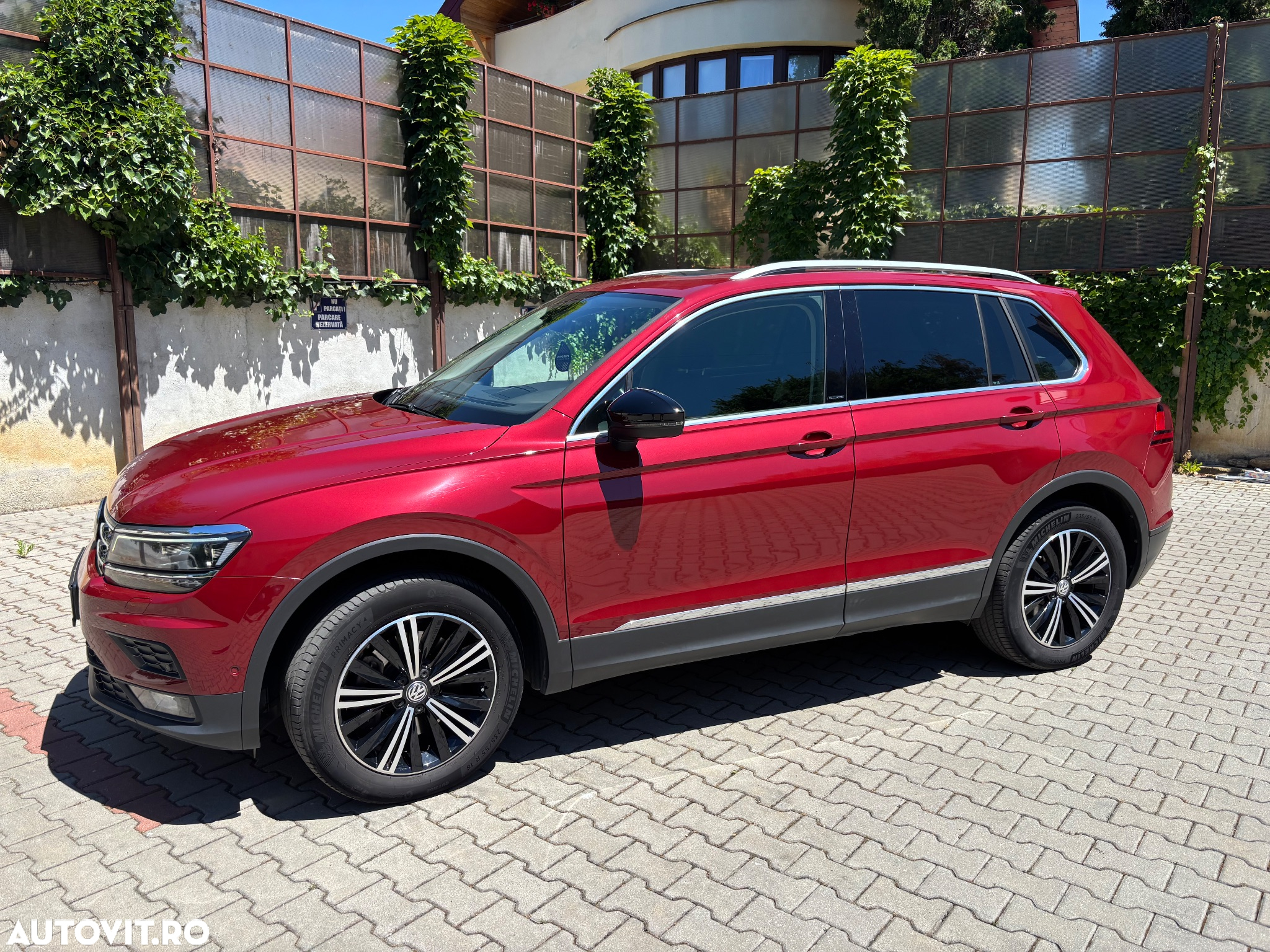 Volkswagen Tiguan 2.0 TSI 4Motion DSG OPF IQ.DRIVE - 10