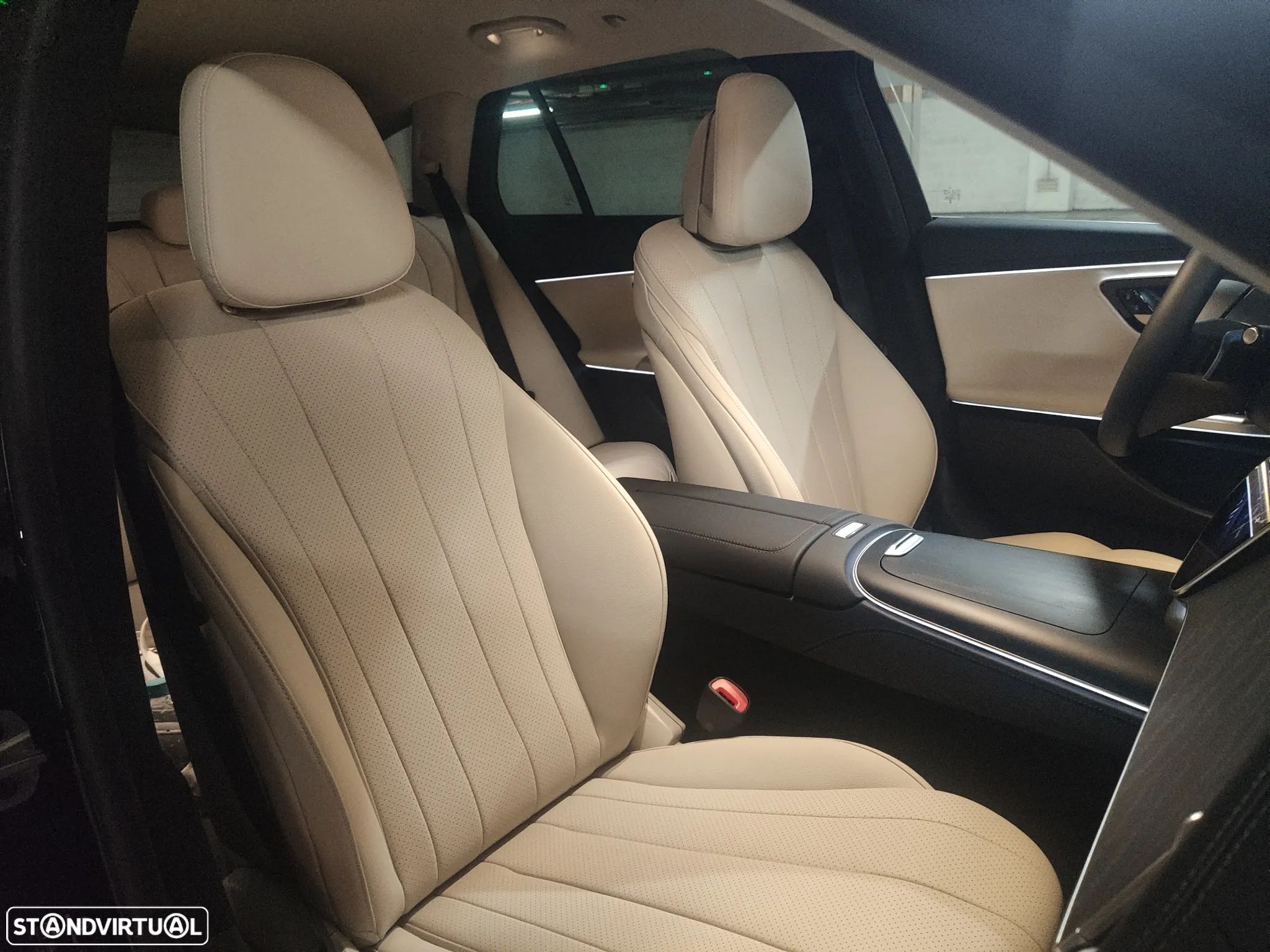 Mercedes-Benz E 300 - 1