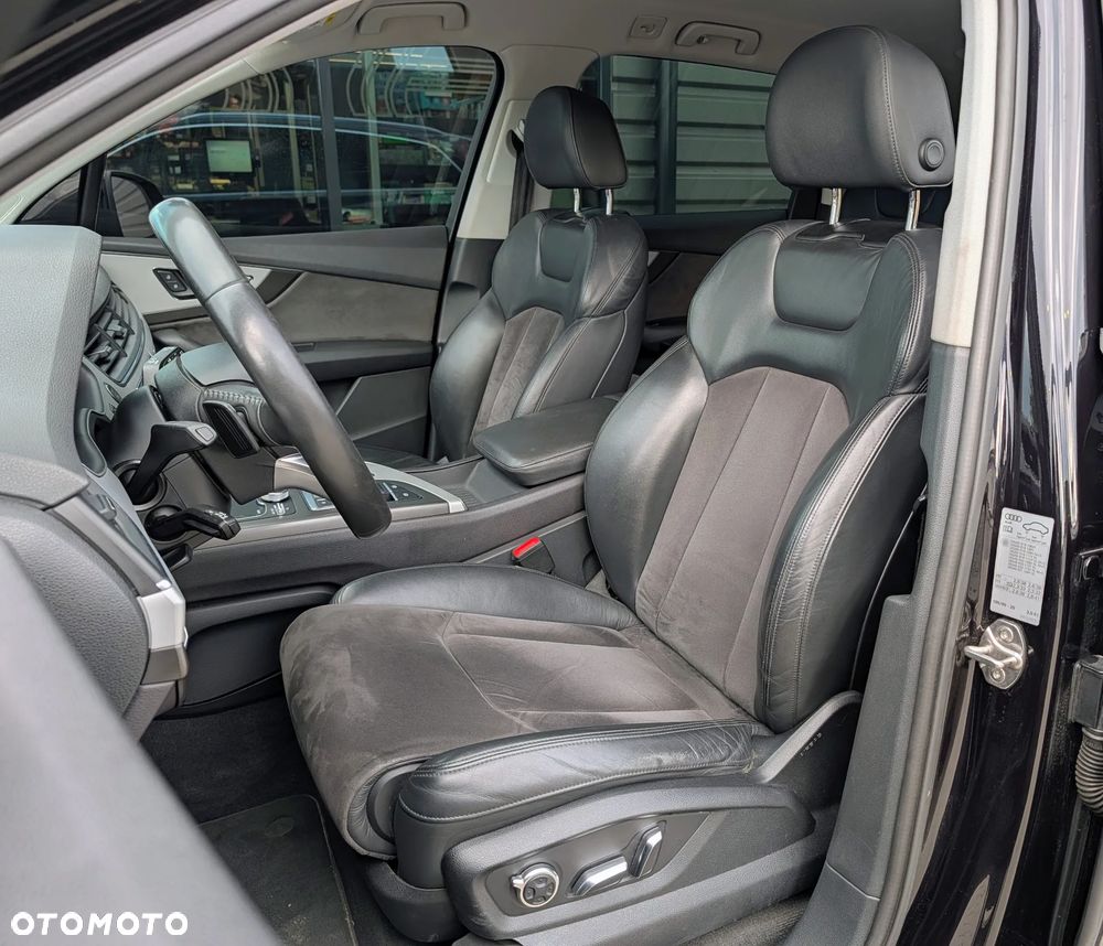 Audi Q7 - 6