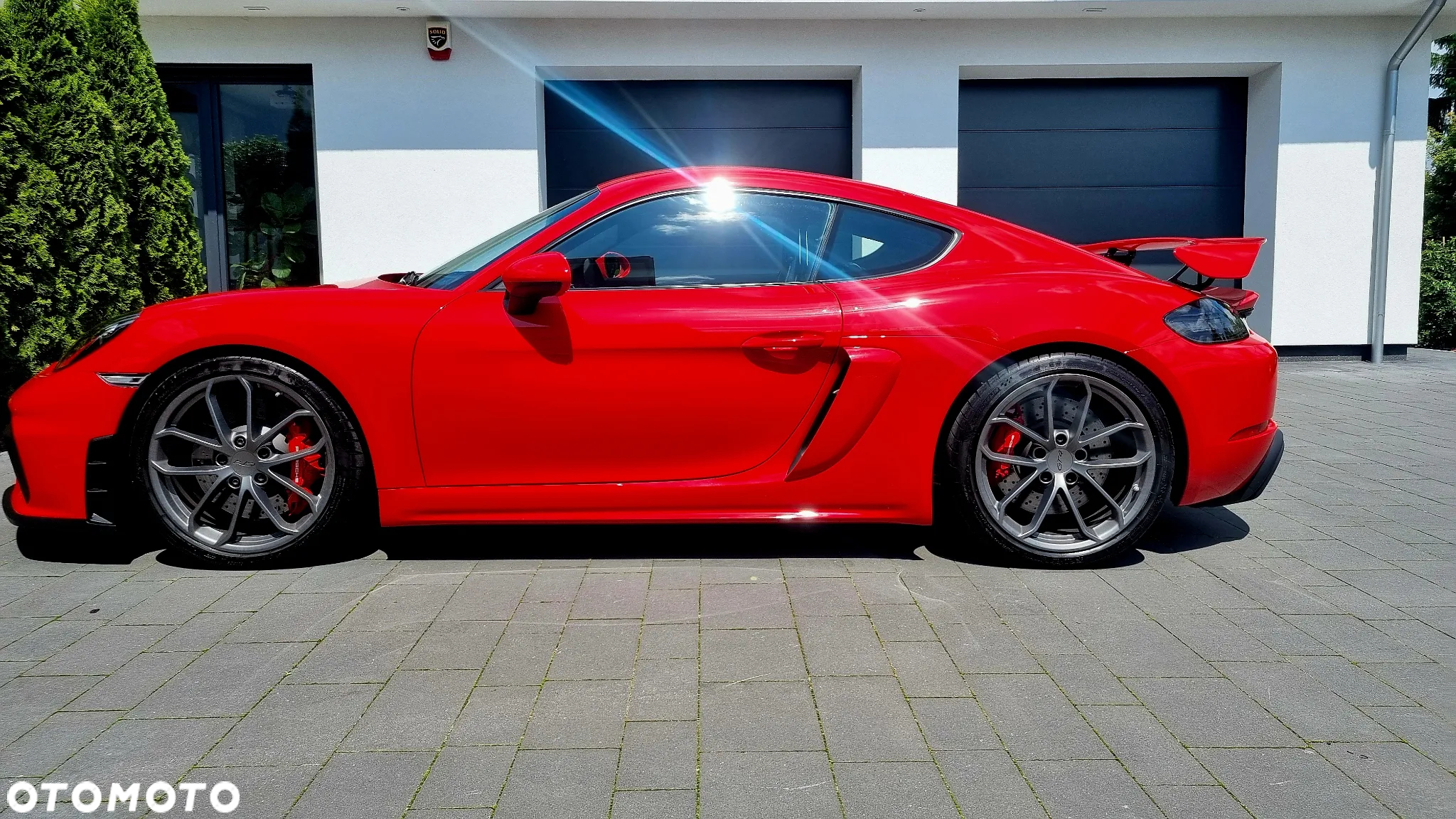 Porsche 718 Cayman GPF GT4 - 12