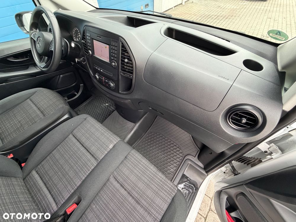 Mercedes-Benz Vito - 37