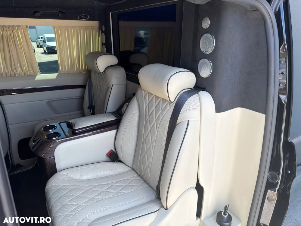 Mercedes-Benz V 300 d Combi Extra-lung 237 CP AWD 9AT AVANTGARDE EDITION - 27