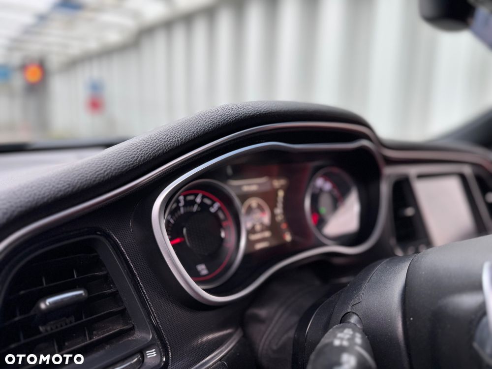 Dodge Challenger Automatik SRT 392 - 33