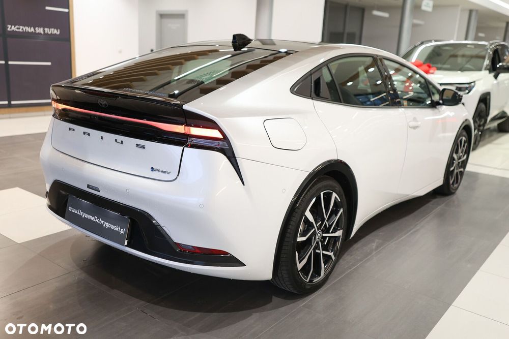 Toyota Prius - 10