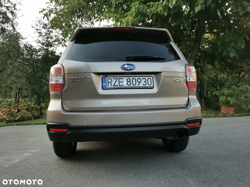 Subaru Forester 2.0D Exclusive - 8