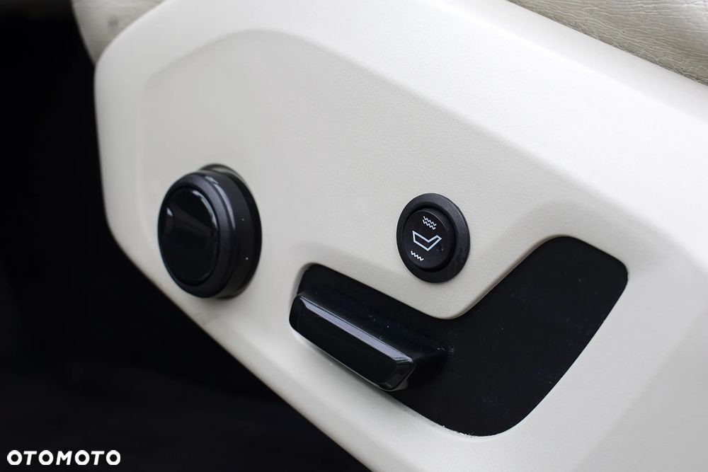 Volvo XC 60 D4 AWD Momentum - 20