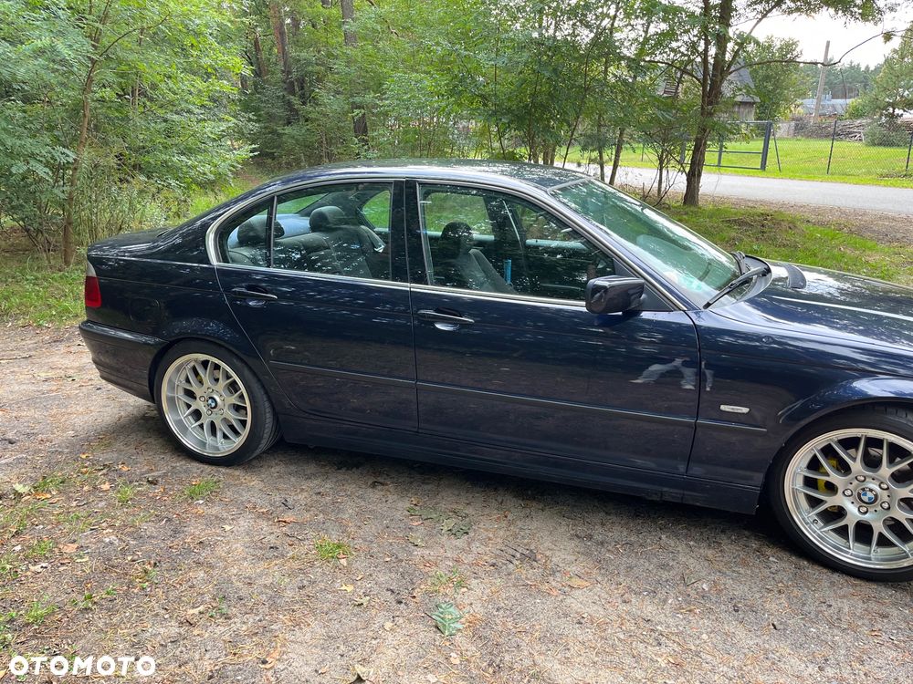 BMW Seria 3 320i - 6