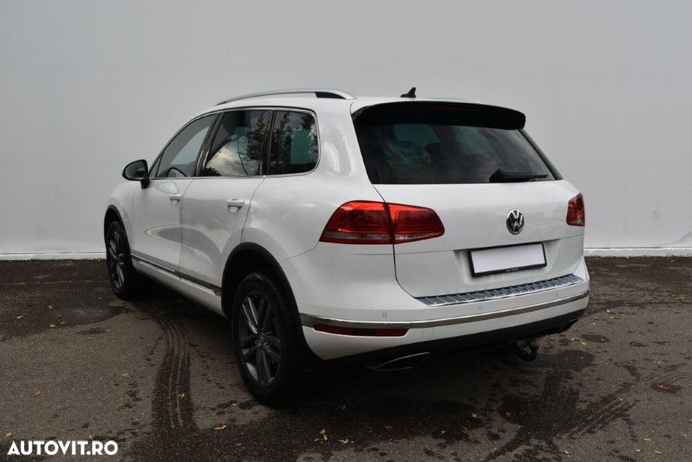 Volkswagen Touareg 3.0 V6 TDI BMT - 4